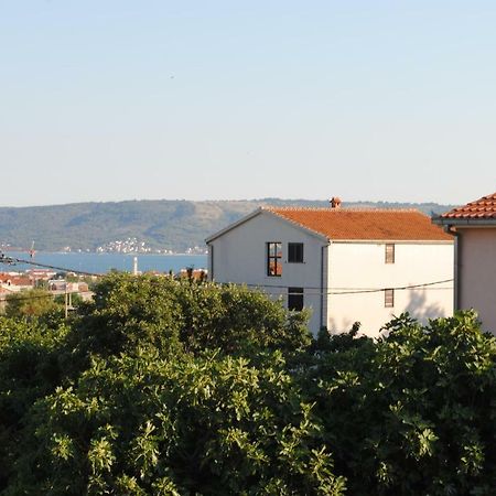 Studio Apartman Sutic Kaštel Novi Zewnętrze zdjęcie